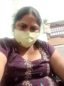 Webcam Model (Mmm143)  is live.Free join now!