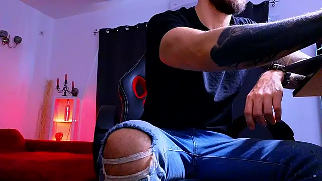 mightyaaron66 (M young) - 𖤐🔥 parTy Time ,House parTy  !  💨𖤐