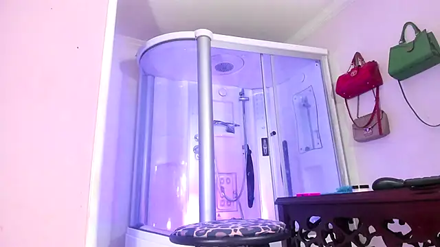 naughty_sweet_girls_sexts live cam screenshot trannies on Wusca – Live Webcams, Replays & GIFs