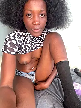 Webcam Model (Fanclubbbbb)  is live.Free join now!