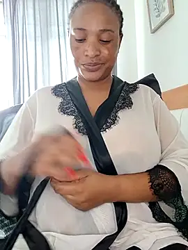 Webcam Model (Sweetbxxx24)  is live.Free join now!