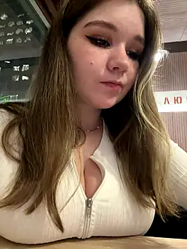 pumashyxd (F young) - DILDO RIDE +OPEN DOOR IN PUBLIC TOILET