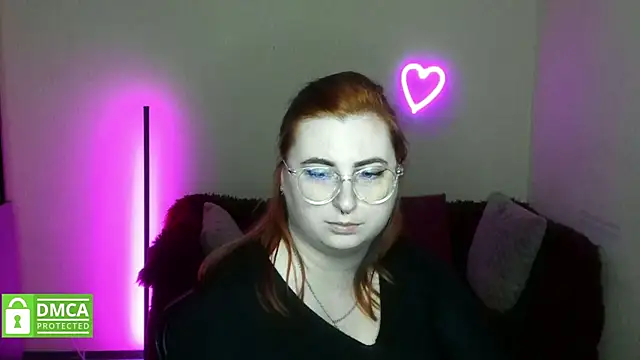 alicia_love00 - Alicia_love00's free webcam - UK Sex Cams