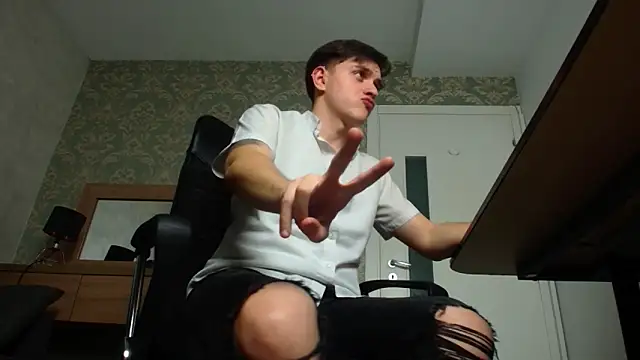 felixstarkk - FelixStarkk's free webcam - UK Sex Cams