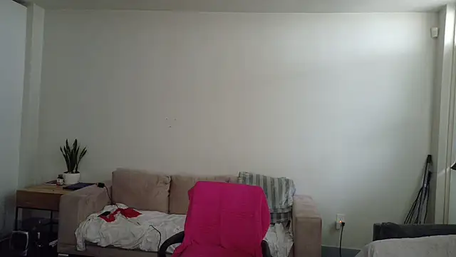 frecklefacebeauty - FreckleFaceBeauty's free webcam - UK Sex Cams