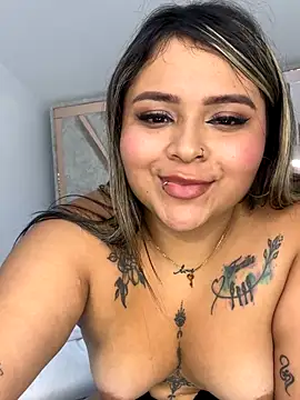 Webcam Model (ashley-swift-)  is live.Free join now!