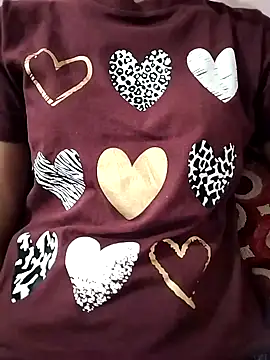 Webcam Model (Vanee-23)  is live.Free join now!