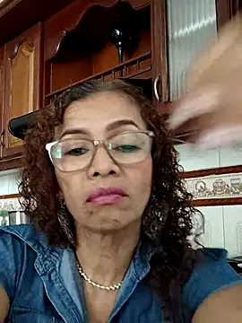 Webcam Model (Merybeks)  is live.Free join now!