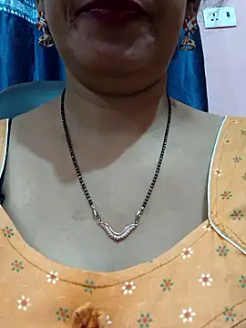 Webcam Model (Sonalihot_)  is live.Free join now!