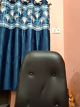 Webcam Model (Sonalihot_)  is live.Free join now!