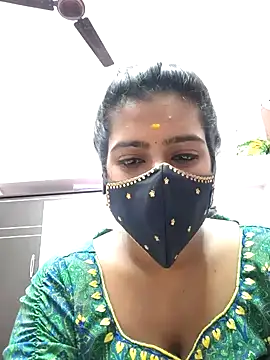 Webcam Model (Tamil-Meenu12)  is live.Free join now!