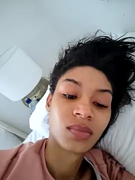 leaberrry (F young) - Suck dildo