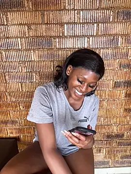 Webcam Model (SP1CY_MOMMY)  is live.Free join now!