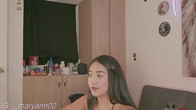 Live sex cam di Maryann_jones