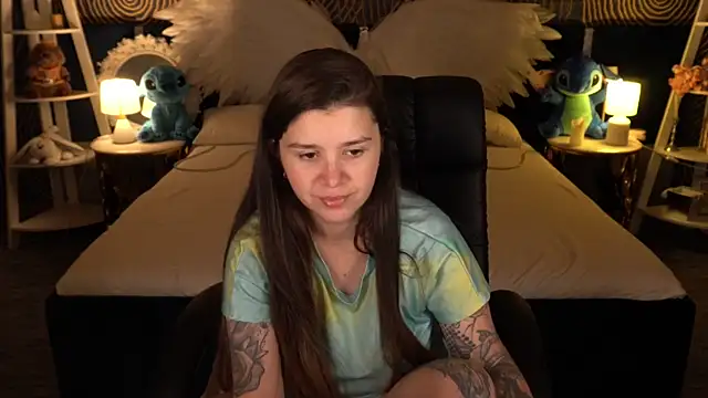 amellymilly - AmellyMilly's free webcam - UK Sex Cams