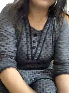 Webcam Model (Tanha18)  is live.Free join now!