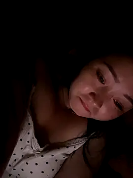 miemie-xx - Miemie-xx's free webcam