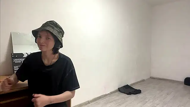 kindrascullion - KindraScullion's free webcam - UK Sex Cams