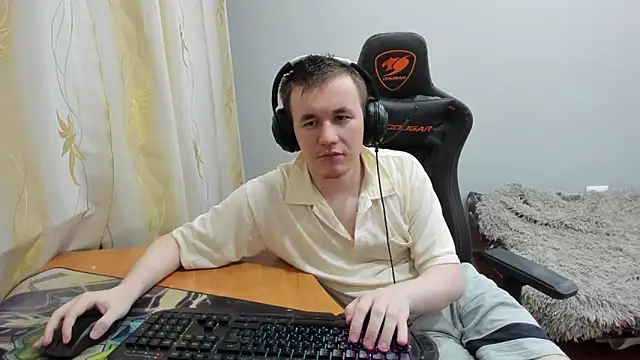 iliaskrislove (M young) - naked