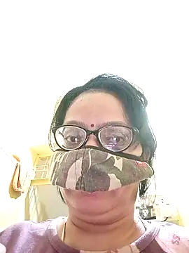 Webcam Model (heenage)  is live.Free join now!