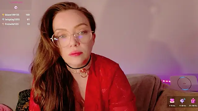 FemDom_RubyKnightXXO's Stripchat show and profile