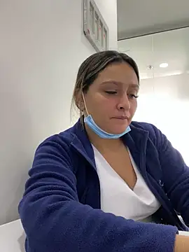 Alanita_ live cam screenshot female on Ufotopia – Live Cams & Video Chat Community