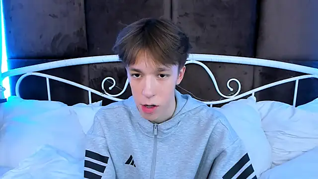 markbranston (M twink) - Cum show