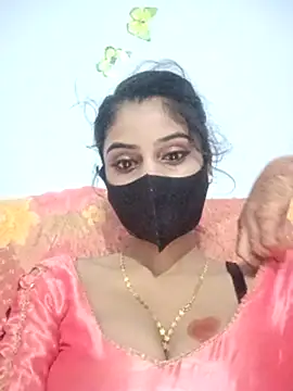 Webcam Model (Hot-Soniya733)  is live.Free join now!