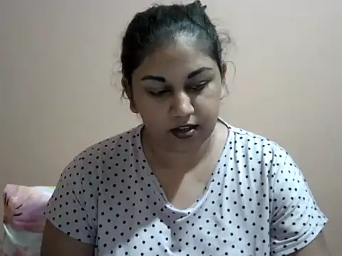 Live webcam thumbnail of bellachow10 from za. Watch my show!