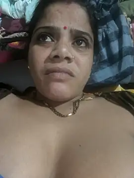 Webcam Model (Setty54)  is live.Free join now!