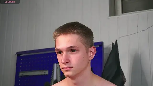 dustyn_fox (M twink) - Tease lil Dustyn till it's big and hard
