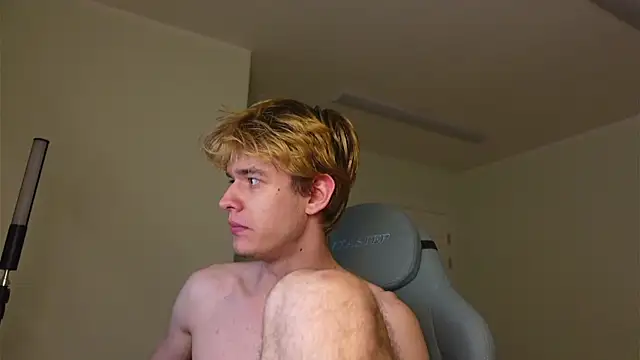 logan_fraser (M twink) - pay my rent ;D