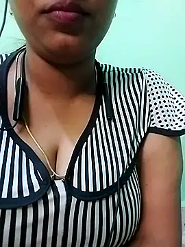 Webcam Model (Tamil_Thenmozhi)  is live.Free join now!