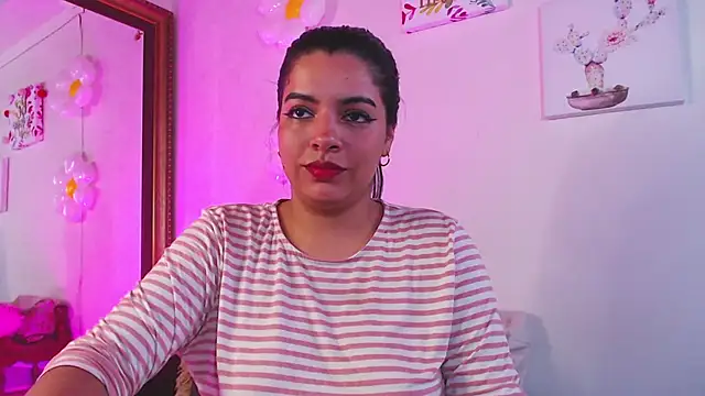 alice_foster_ (F young) - Dance with oil + the clitoris closed