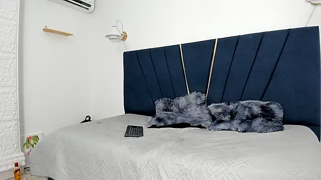 eroticstore_cum99 (M twink) - spank my ass for 20 seconds