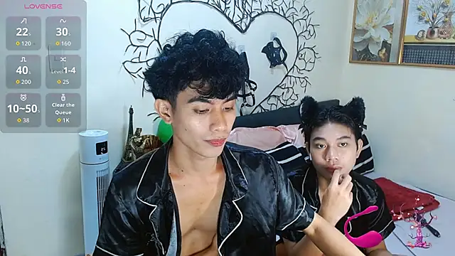 wildesttwink - WildestTwink's free webcam - UK Sex Cams