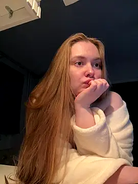  DeniMilkyyyyy chat room