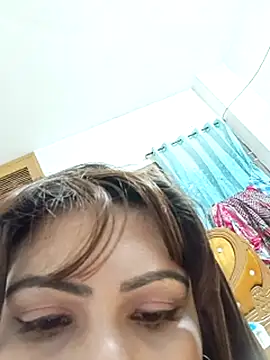 Webcam Model (blue-berry07)  is live.Free join now!