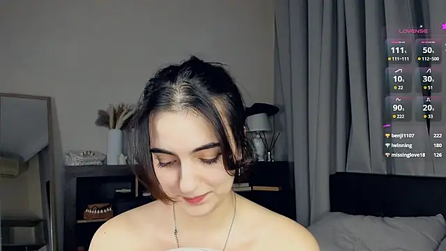 dracosmoon - DracosMoon's free webcam - UK Sex Cams