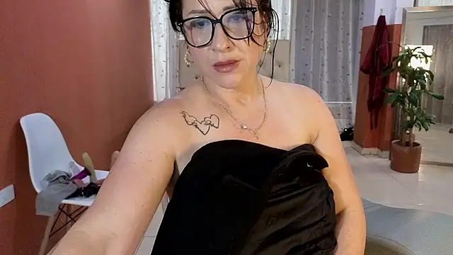  camil_milfdream chat room