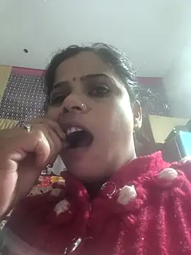 Webcam Model (Setty54)  is live.Free join now!