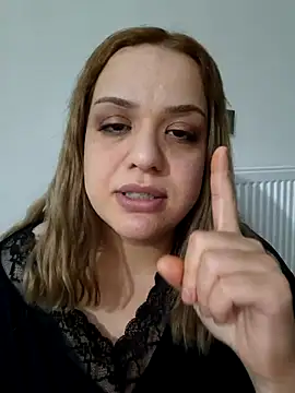 cansuxyolu - Cansuxyolu's free webcam - UK Sex Cams