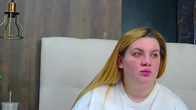 MelanieBrownn webcam stripchat model stream image