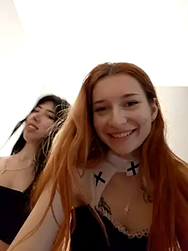 caressyourself Live Webcam on Stripchat