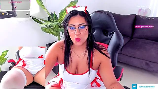MIA_HERNANDEZ_HOT
