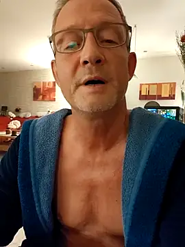 tommytom76 (M mature) - Anfangs