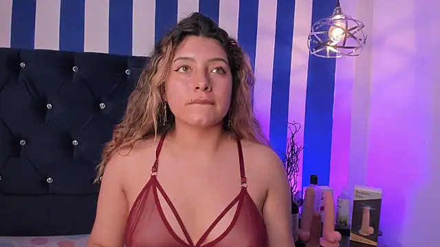 valeria_rouse28 - Valeria_rouse28's free webcam