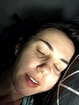 Webcam Model (oliviya_mur)  is live.Free join now!