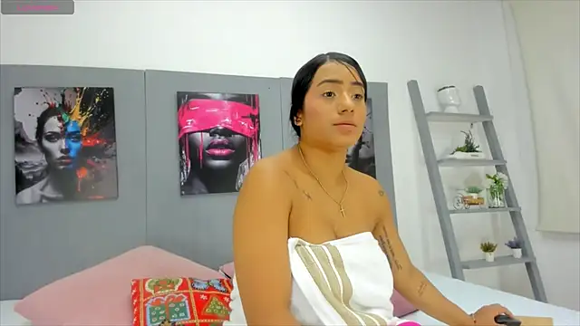 Live webcam thumbnail of Gema-lexy from co. Watch my show!