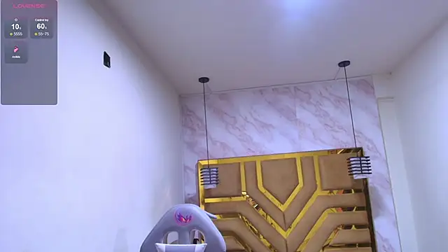 luciifeer_ (F milf) - 😈😈   oil show on my naked body